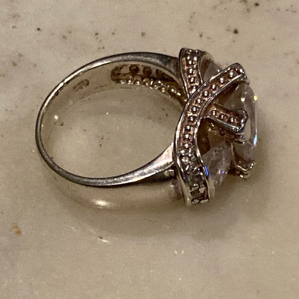 925 Silver Cocktail Ring with Three Large Stones Size 8.5 - Picture 4 of 7